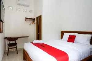 RedDoorz Syariah near Exit Tol Krapyak Semarang - Kalibanteng-lor