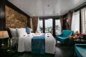 La Regina Classic Cruise - Vạ-Cháy