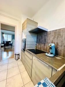 Le Voltaire -2 chambres- 70m2- HYPERCENTRE-Parking-WIFI FIBRE- Nouvelle literie