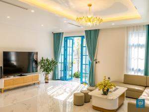 The View Villa Hạ Long Bay