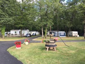 Campings Camping les petites minaudieres : photos des chambres