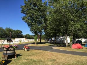 Campings Camping les petites minaudieres : photos des chambres