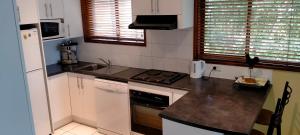 Waterfront Jervis Bay Escape Cooinda