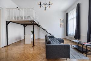 Setting Sun Apartment