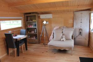 Campings Chambre elegante dans chalet SDB partagee a proximite : photos des chambres