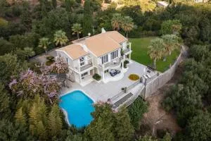 Villa Grosse Sea and Mountains View - Gastouri