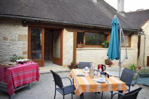 B&B / Chambres d'hotes Chambre d'hotes Auriac du Perigord : photos des chambres