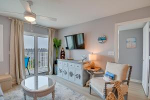 Gulf Shores Condo Covered Balcony and Beach Access