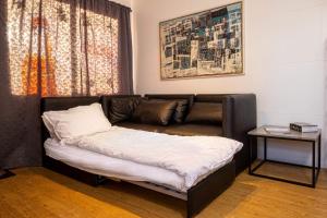 Downtown Sanctuary with Private Entrance