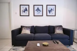 King Size Bed & 129 Mb Data Speed 1BR en suite with pool at Embassy Gardens, Cantonment, Accra - Cantonments