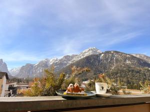 Camera Matrimoniale con Bagno e Vista Montagne