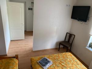 Piiri 12, white Apartment - 2 big beds - Very Cute Apartment