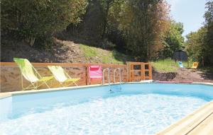 Maisons de vacances Awesome Home In Montjoux With 3 Bedrooms, Wifi And Private Swimming Pool : photos des chambres