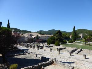 Maisons de vacances Nice provencal holiday home with garden and pool, Mollans-sur-Ouveze : photos des chambres