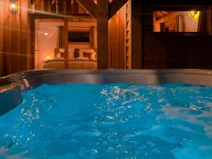 Hotels Cabane Chateau hotel luxe avec spa privatif Aulteribe - Le Peydebe : photos des chambres