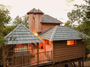 Hotels Cabane Chateau hotel luxe avec spa privatif Aulteribe - Le Peydebe : photos des chambres