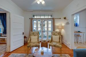 Walkable Savannah Escape in Historic District!