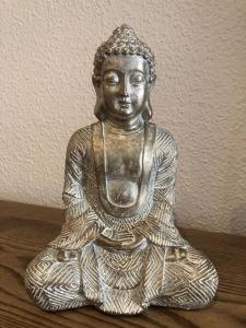 Monte Duquesa large 2 bed ground floor, close to Port and Beach with communal pool