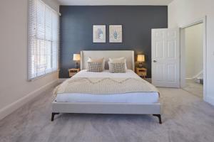 Host & Stay - Castle View