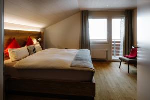 Suite with Balcony room in Berg- & Naturhotel Engstligenalp