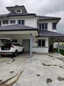 XHQ Home Stay - PD Mahkota （30 Pax） - Kampong Arab