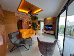 Pattaya Condo Wongamat Privacy Resort - Naklua