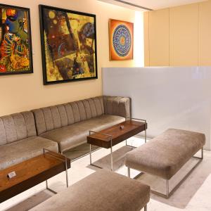 The Shalimar Hotel, Kemps Corner