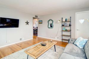 Denver Vacation Rental about 3 Mi to Downtown!