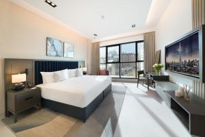 Cheval Maison - The Palm