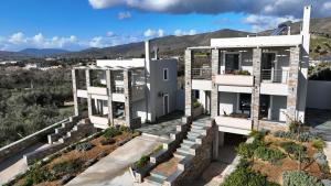 Vardians Villas & Suites