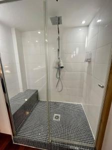 Appartements Vieux-Nice : 2 pieces type loft : photos des chambres