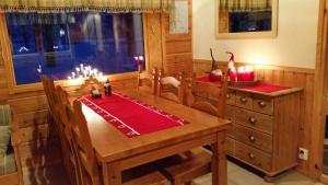 Three-Bedroom Cottage with Sauna room in Petäjäkylä