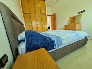 Agreable appartement dans une résidence calme sécurisée pour les familles uniquement