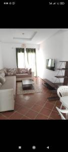 Piso en urbanización Cabo negro Tetuán