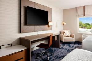 Fairfield Inn & Suites By Marriott Louisville Northeast