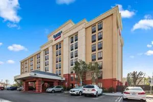 Fairfield Inn & Suites Anaheim North Buena Park - 博伟公园
