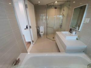 The Rixx Convenient Apartment @ Ben Thanhpoolgym