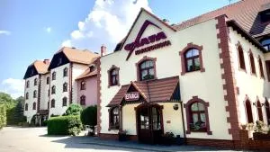 卡佐维斯卡酒店 - Karczowiska