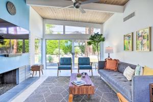 Pool and Mountain Views Palm Springs Home!