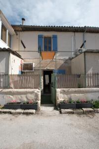 Maisons de vacances Maison des Ateliers - Terrasse - parking et climatisation : photos des chambres