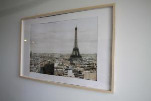 Appartements Parking rue Gratuit, 10mn metro 8 Paris, Grand Espace, Cuisine Equipee, Vue panoramique, 2eme etage : photos des chambres