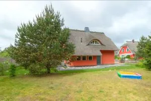 Stubbenfelde, Reetdachhaus Seeblick - Stubbenfelde