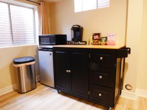 Private Basement, Bath, Living Area In Morrison