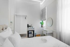 Amare Boutique Suites