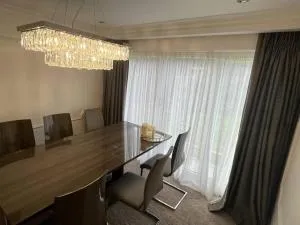 Lovely 3 bedroom house in Borehamwood . - South Mimms