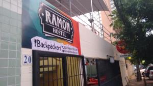 Ramon Hostel Bar