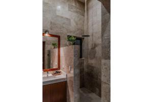 Rincón del Cielo Rooftop with glass walled pool