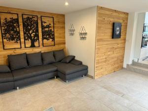 Gite 5 chambres, piscine intérieure, proche du Der