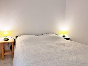 Appartement familial avec piscine, terrasse et parking au Lavandou - 5 couchages - FR-1-251-487