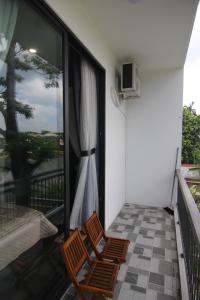 Phòng Giường Đôi Nhìn Ra Hồ Nước (Double Room with Lake View)